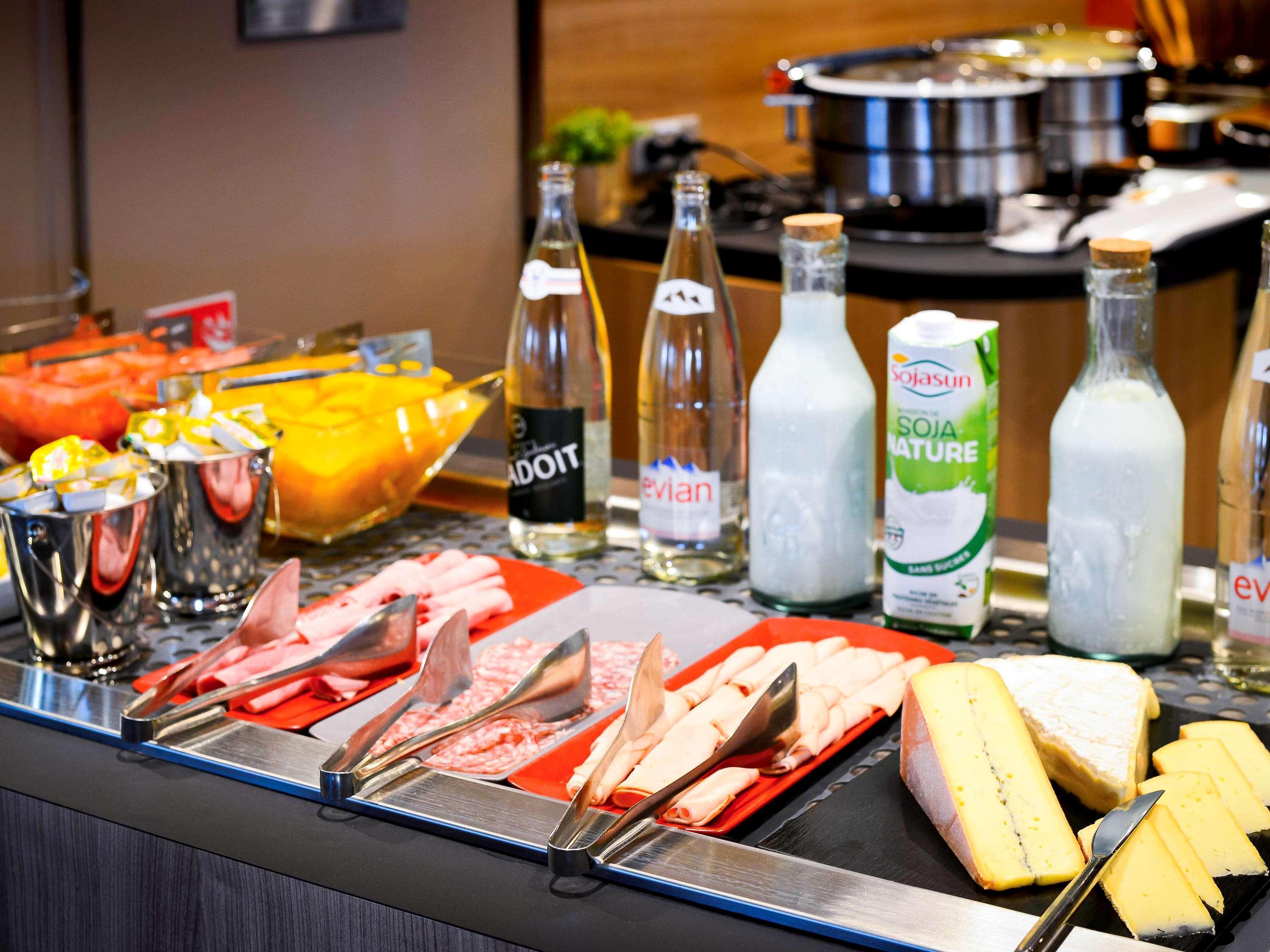 Novotel Lille Aeroport Экстерьер фото