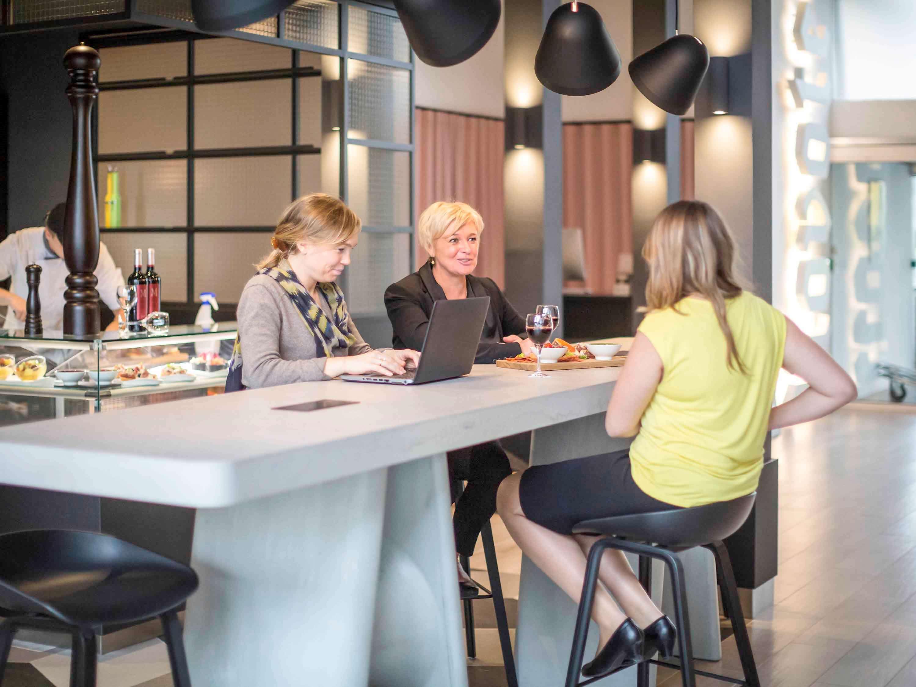 Novotel Lille Aeroport Экстерьер фото